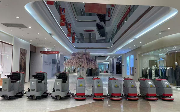 商场祁连洗地机交机展示现场